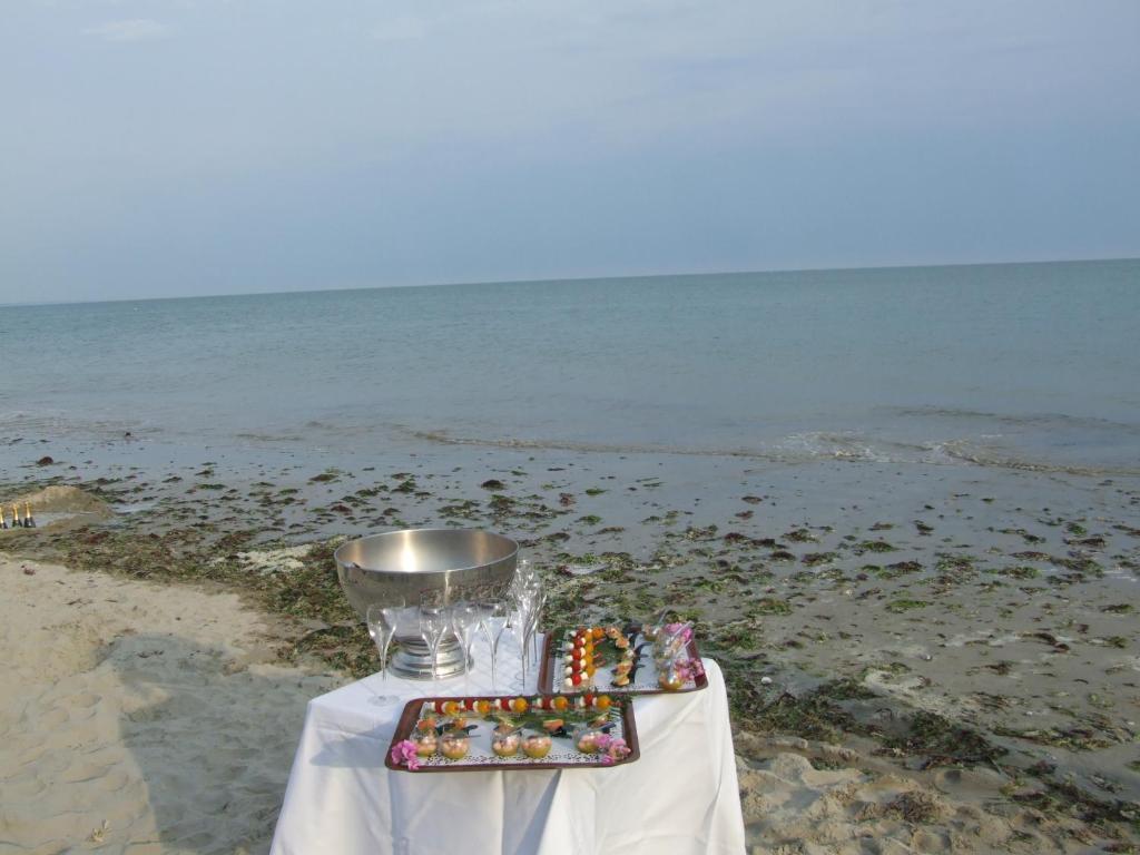 Hotel Le Martray Ars-en-Ré Екстериор снимка